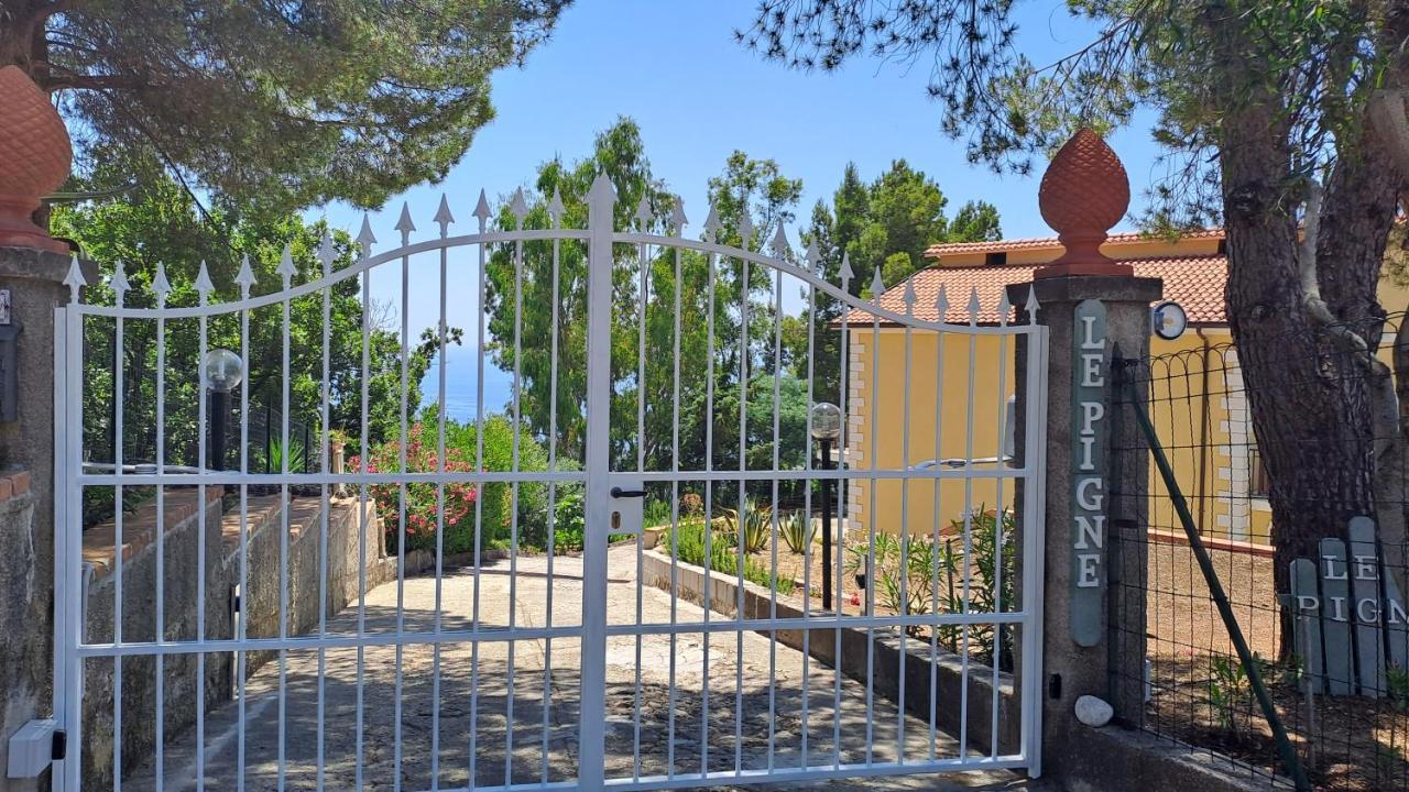 Le Pigne Casa Vacanze. Pollica Eksteriør billede
