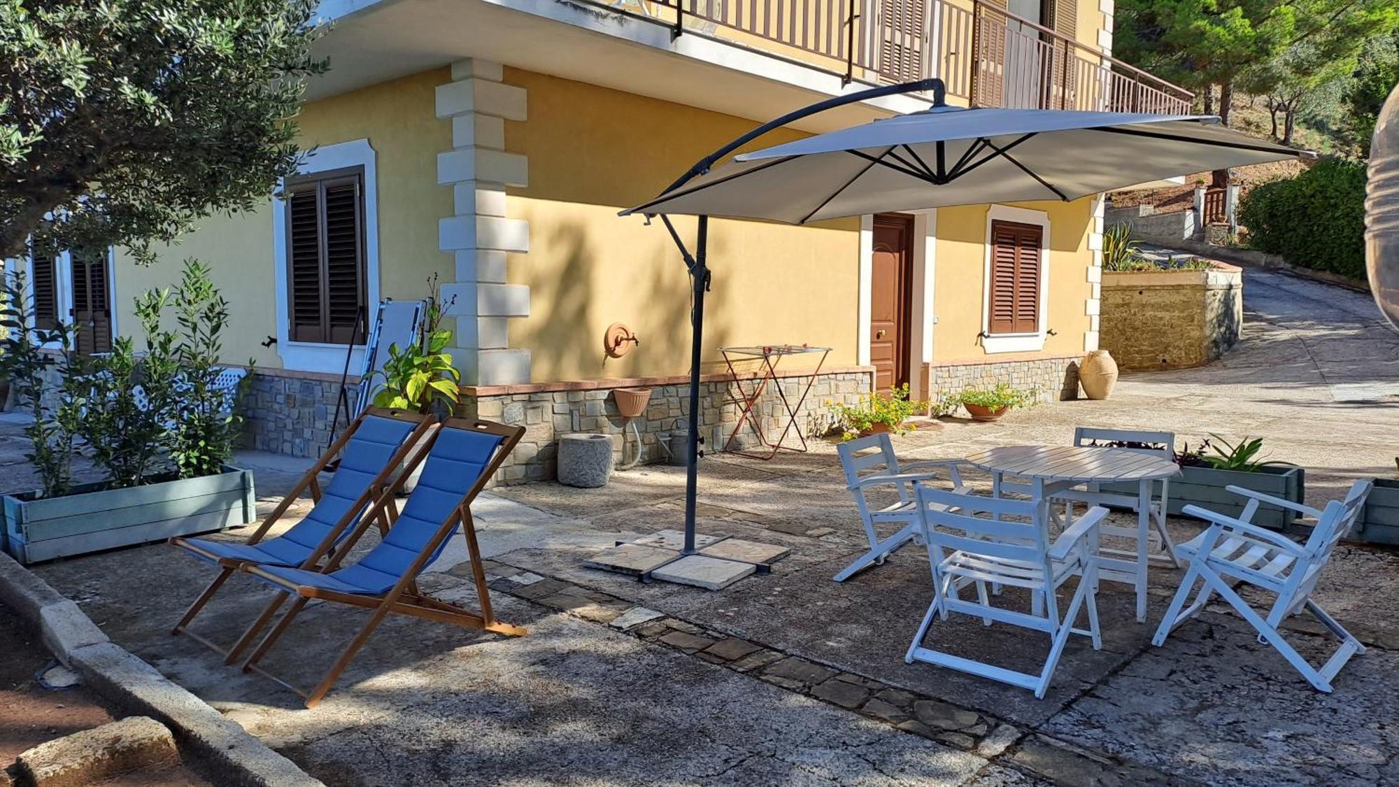 Le Pigne Casa Vacanze. Pollica Eksteriør billede